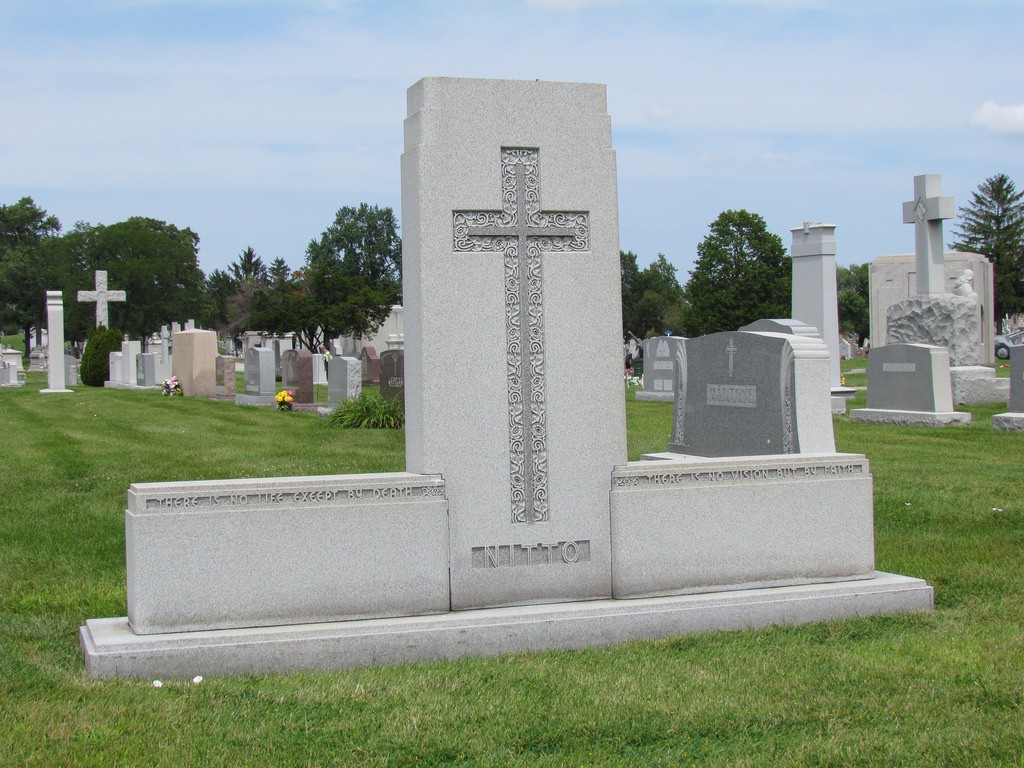 Frank Nitto Grave (Nitto)