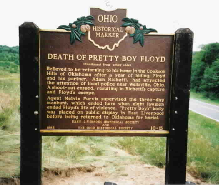 Sign Post in Memory of Pretty Boy Flloyd