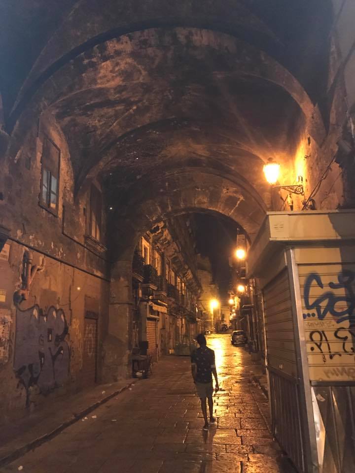 alleyway in Palermo’s old town
